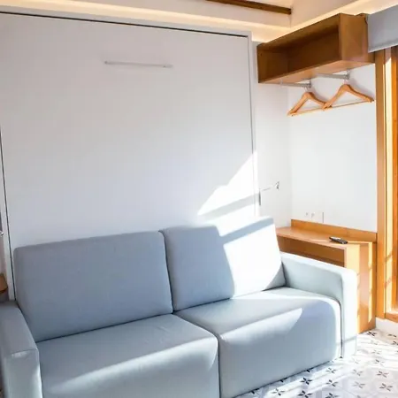 Reloj Apartment